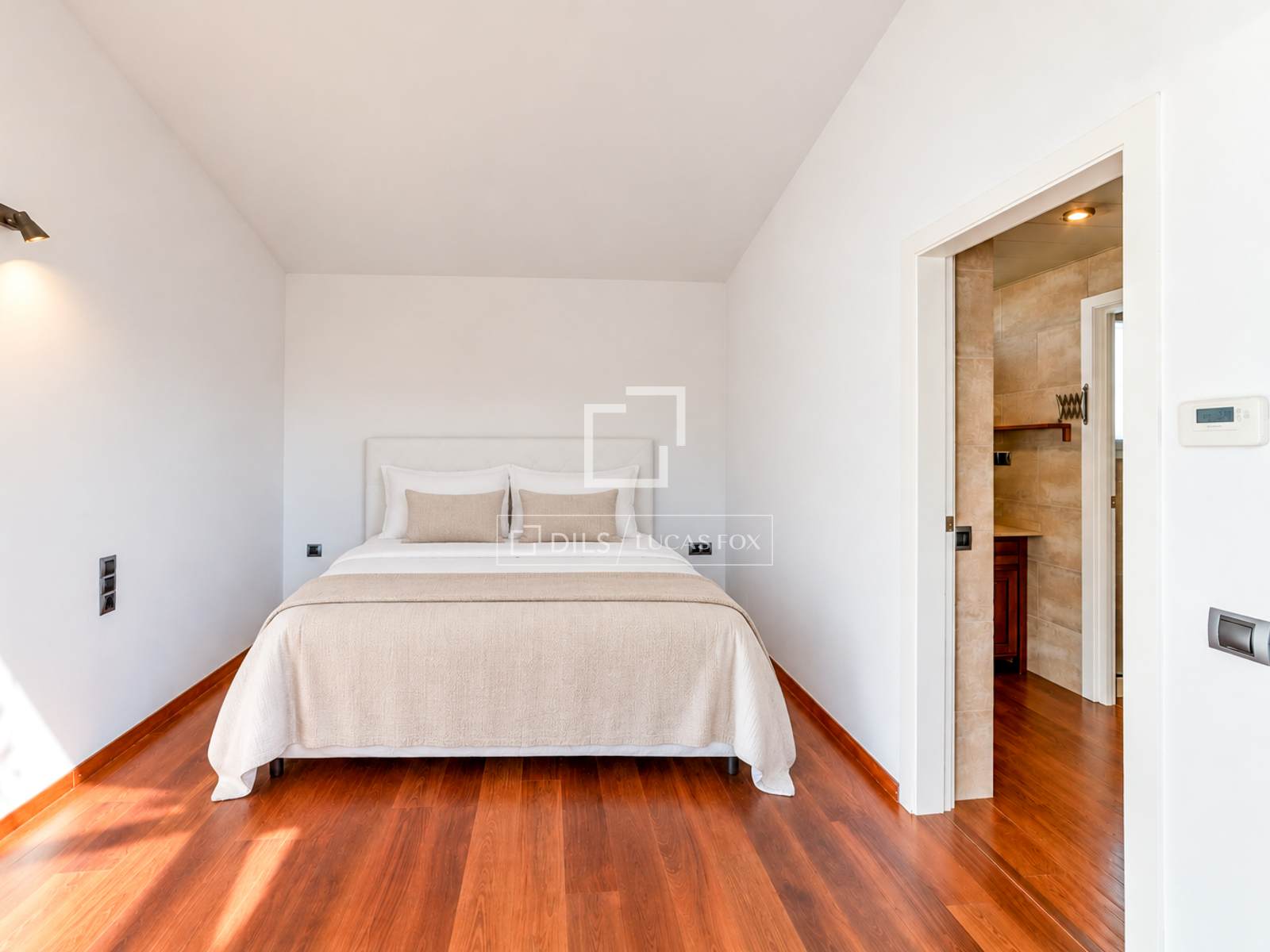Villa a Sitges, Barcelona, Spagna 4 camere da letto, 160 mq. N° 196235