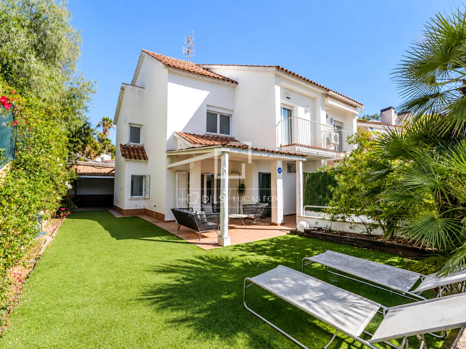 Villa a Sitges, Barcelona, Spagna 4 camere da letto, 160 mq. N° 196235