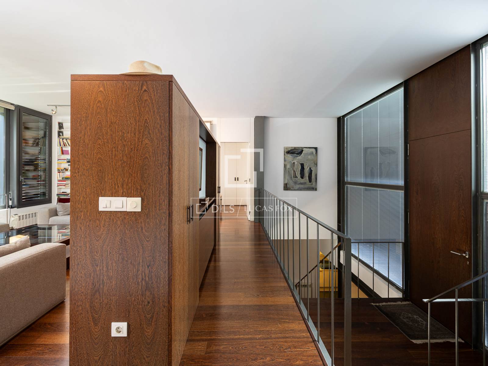 Villa a Barcelona, Spagna 4 camere da letto, 285 mq. N° 196234