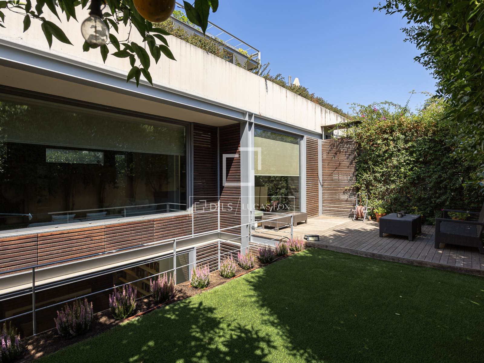 Villa a Barcelona, Spagna 4 camere da letto, 285 mq. N° 196234
