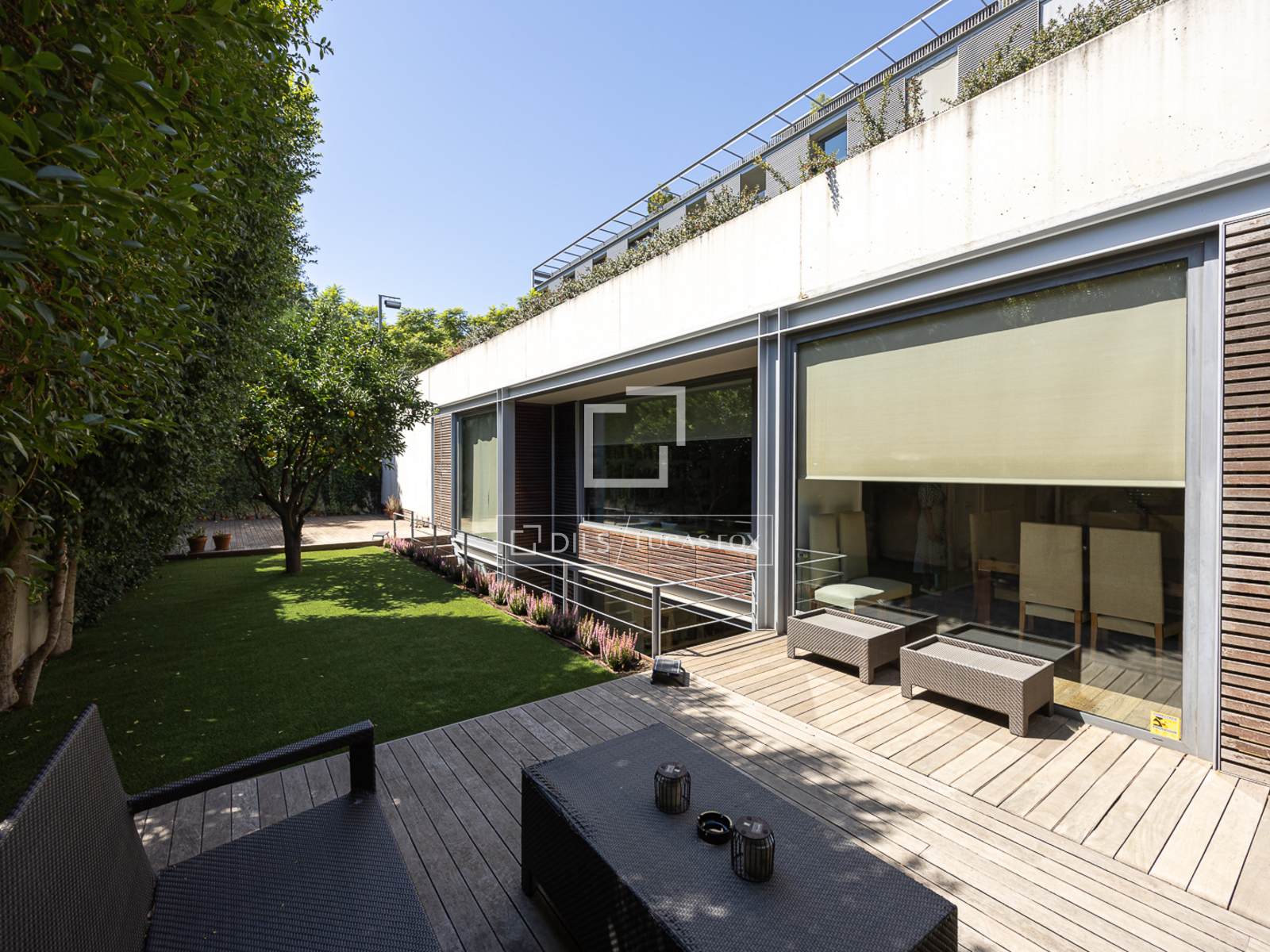 Villa a Barcelona, Spagna 4 camere da letto, 285 mq. N° 196234