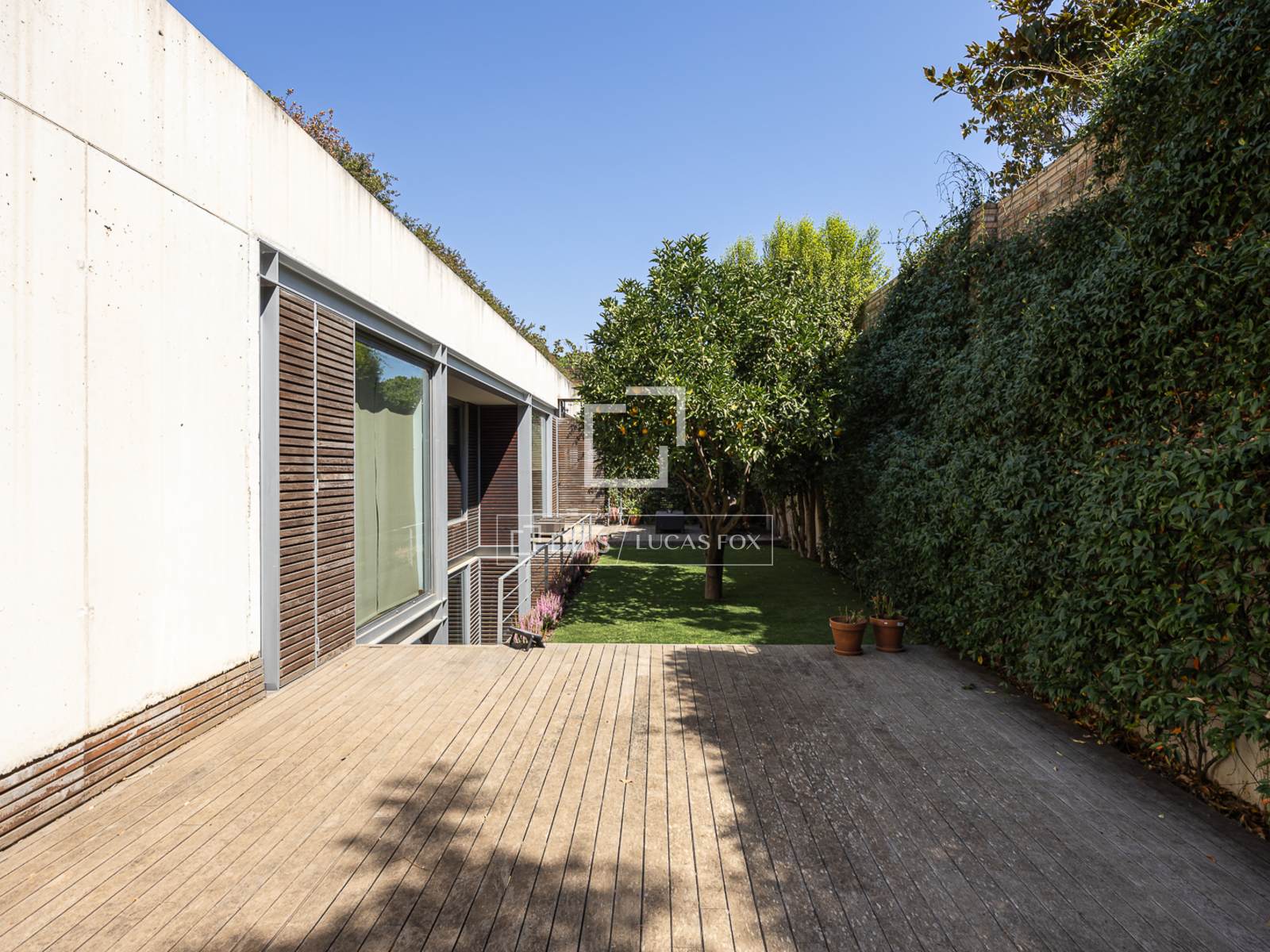 Villa a Barcelona, Spagna 4 camere da letto, 285 mq. N° 196234