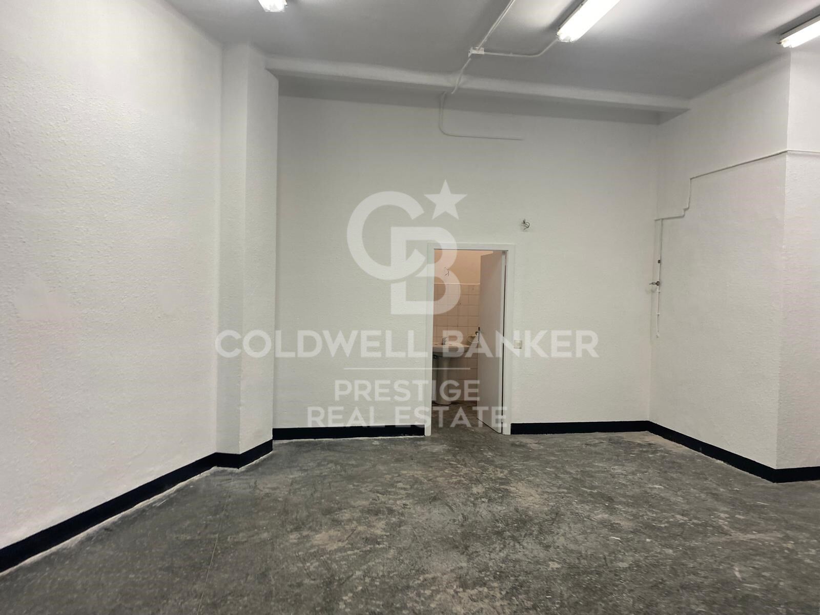 Commercial property à Barcelona, Espagne 340 m2 No. 159229