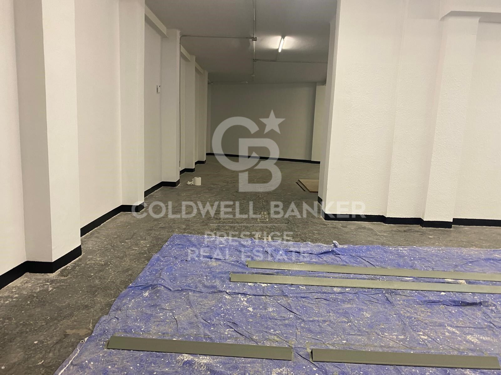 Commercial property à Barcelona, Espagne 340 m2 No. 159229