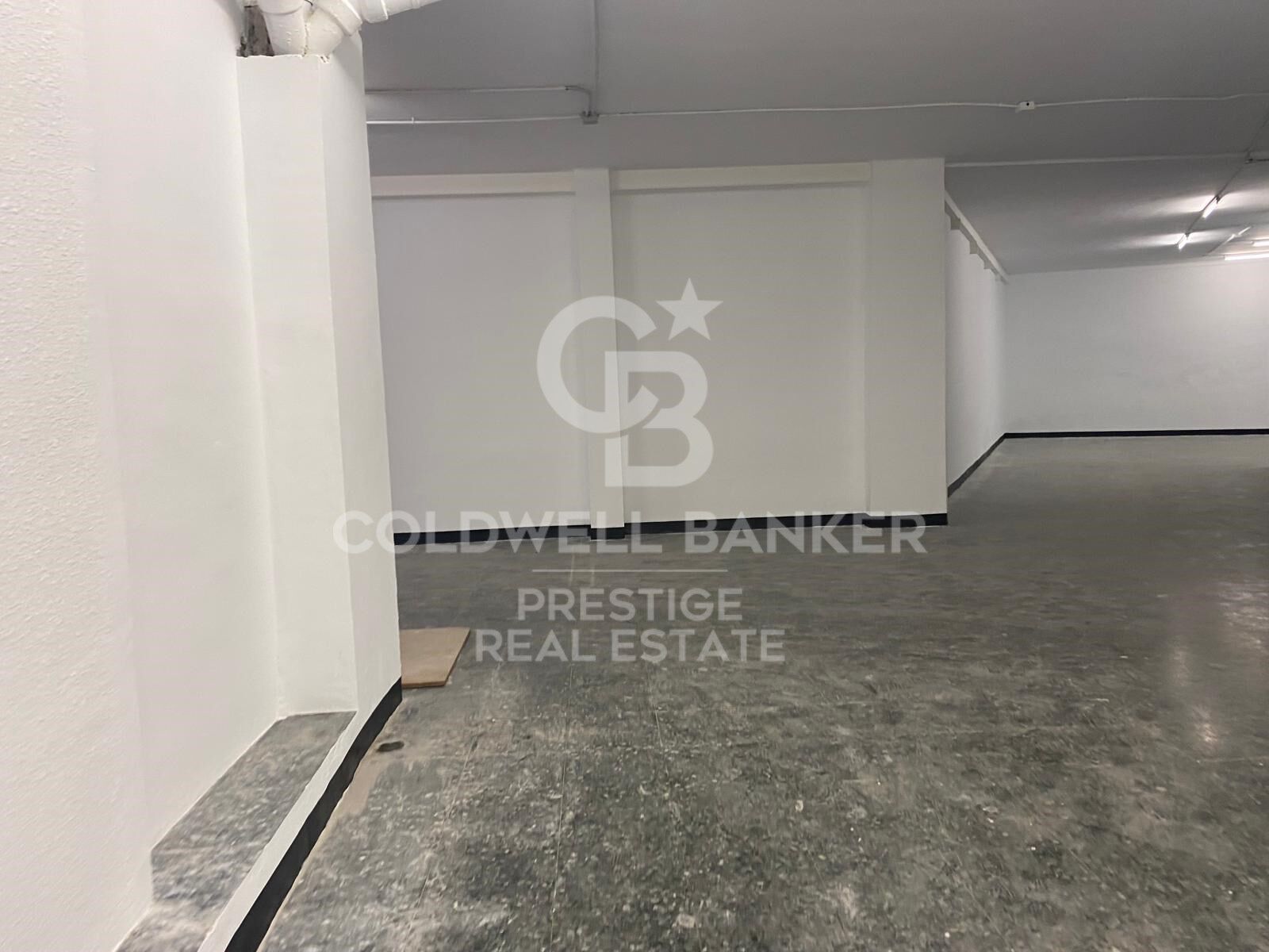 Commercial property à Barcelona, Espagne 340 m2 No. 159229