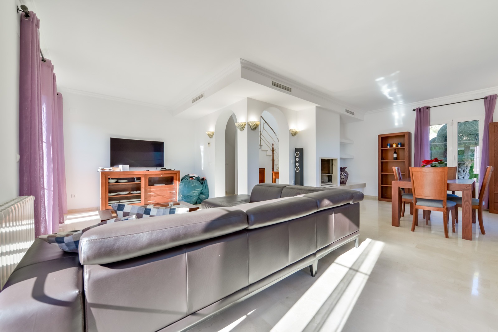 Villa en Finestrat, Alicante, España 4 dormitorios, 265 m2 No. 192492