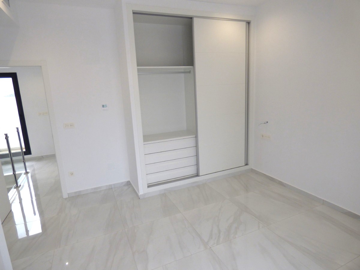 Villa in Polop, Alicante, Spain 3 bedrooms, 150 sq.m. No. 192490