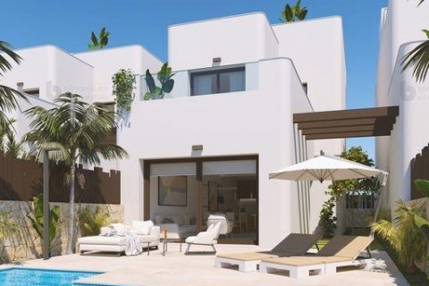 Villa in Pilar de la Horadada, Alicante, Spanien 3 Schlafzimmer, 131 m2 Nr. 96653