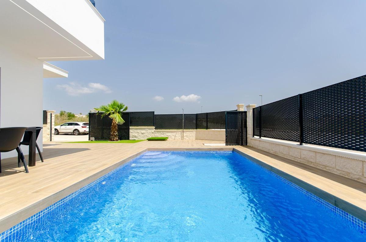 Villa à Orihuela, Alicante, Espagne 3 chambres, 139 m2 No. 96651