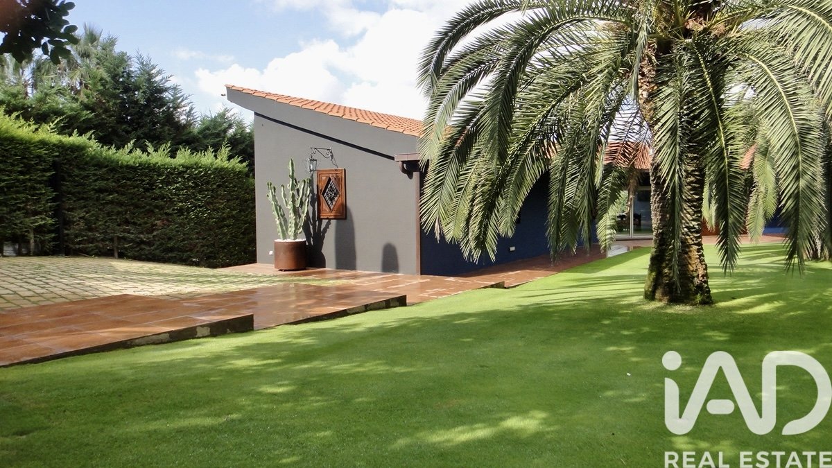 Hus i Sant Vicenc De Montalt, Barcelona, Spanien 7 sovrum, 738 kvm. Nr. 152888