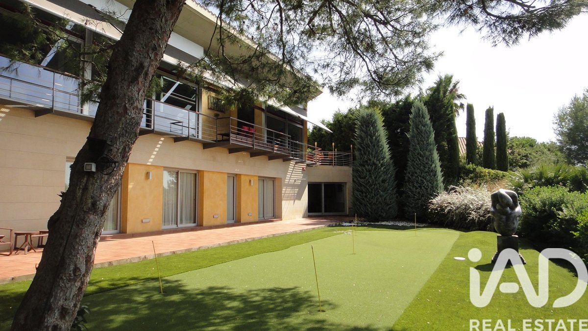 Hus i Sant Vicenc De Montalt, Barcelona, Spanien 7 sovrum, 738 kvm. Nr. 152888