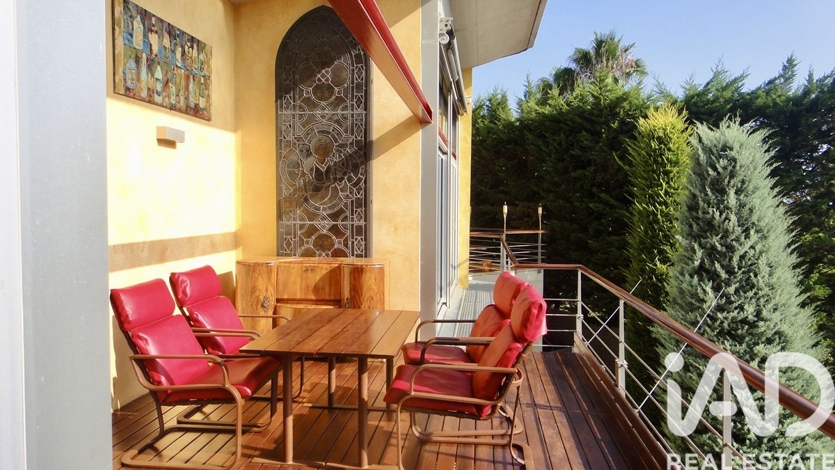 Hus i Sant Vicenc De Montalt, Barcelona, Spanien 7 sovrum, 738 kvm. Nr. 152888