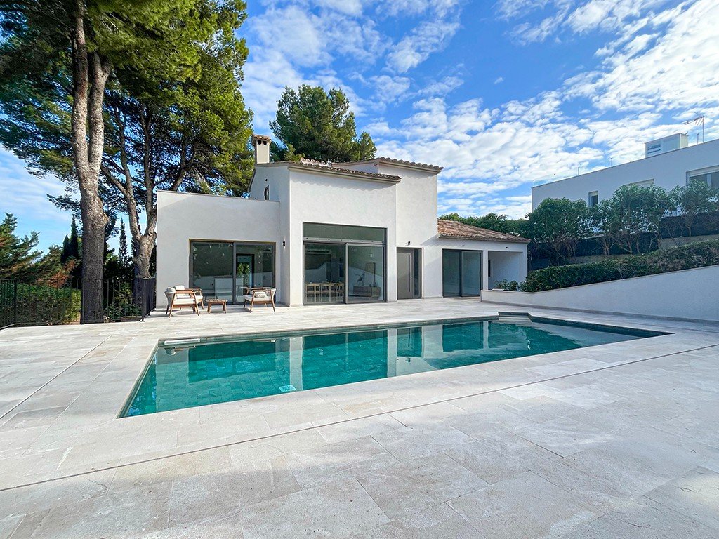 Villa in Santa Ponsa, Mallorca, Spain 4 bedrooms, 235 sq.m. No. 148147