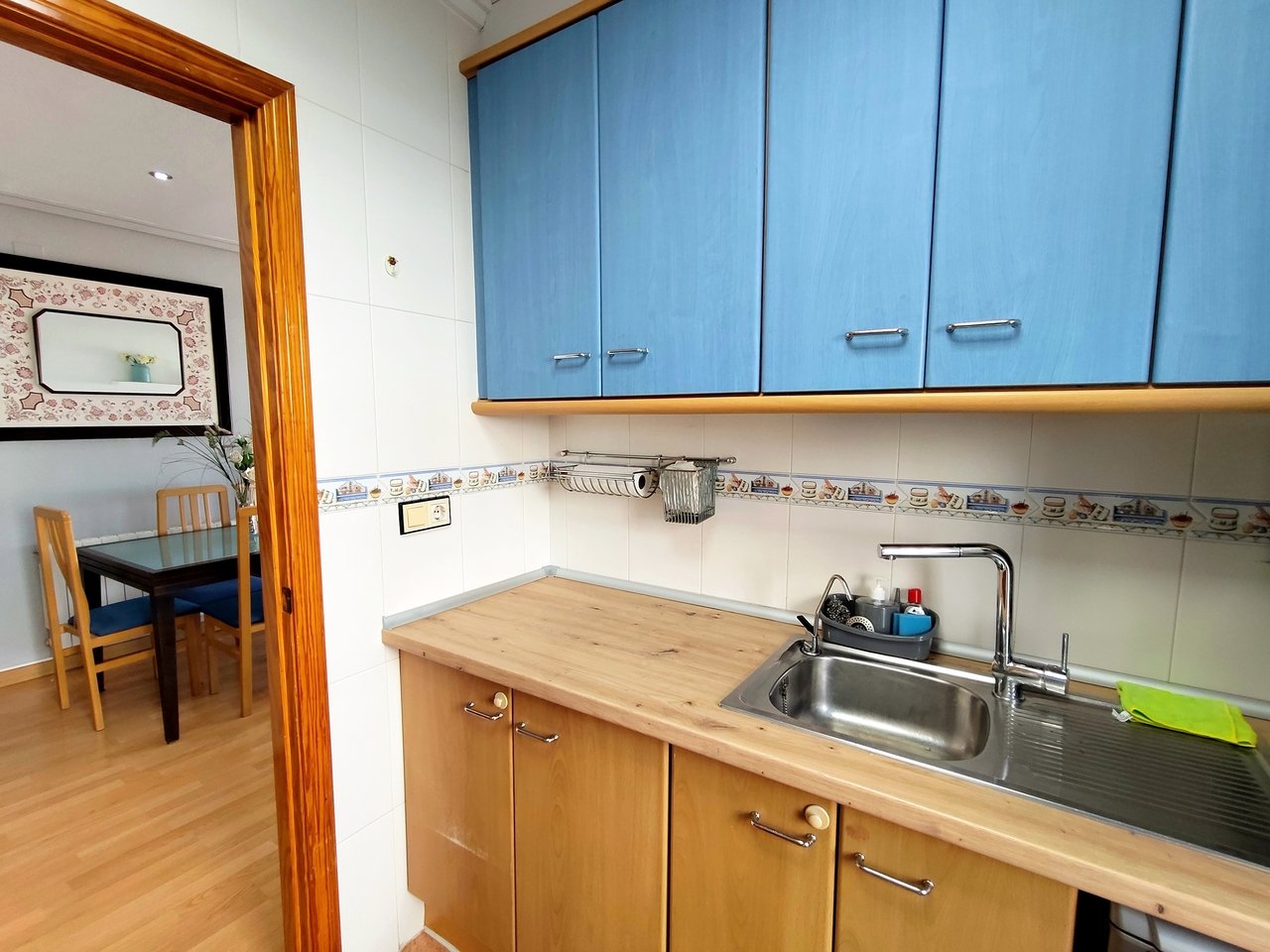 Townhouse à Torrevieja, Alicante, Espagne 6 chambres, 88 m2 No. 190150
