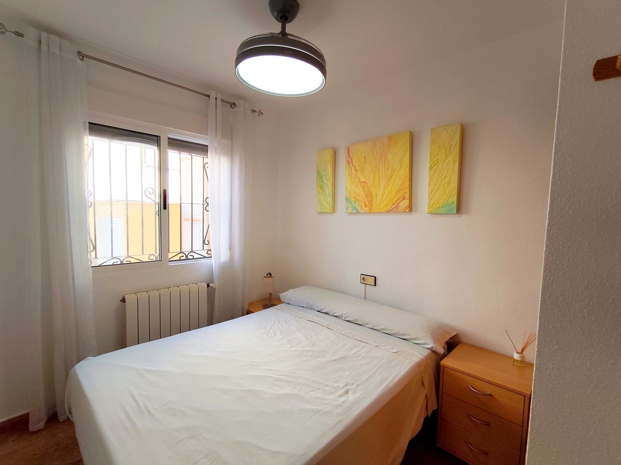 Townhouse à Torrevieja, Alicante, Espagne 6 chambres, 88 m2 No. 190150