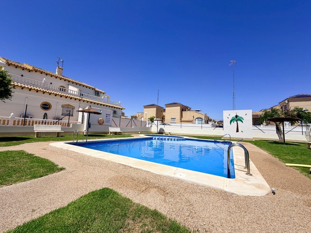 Kaupunkipientalo Alicante, Espanja 3 makuuhuonetta, 104 m2 No. 190148