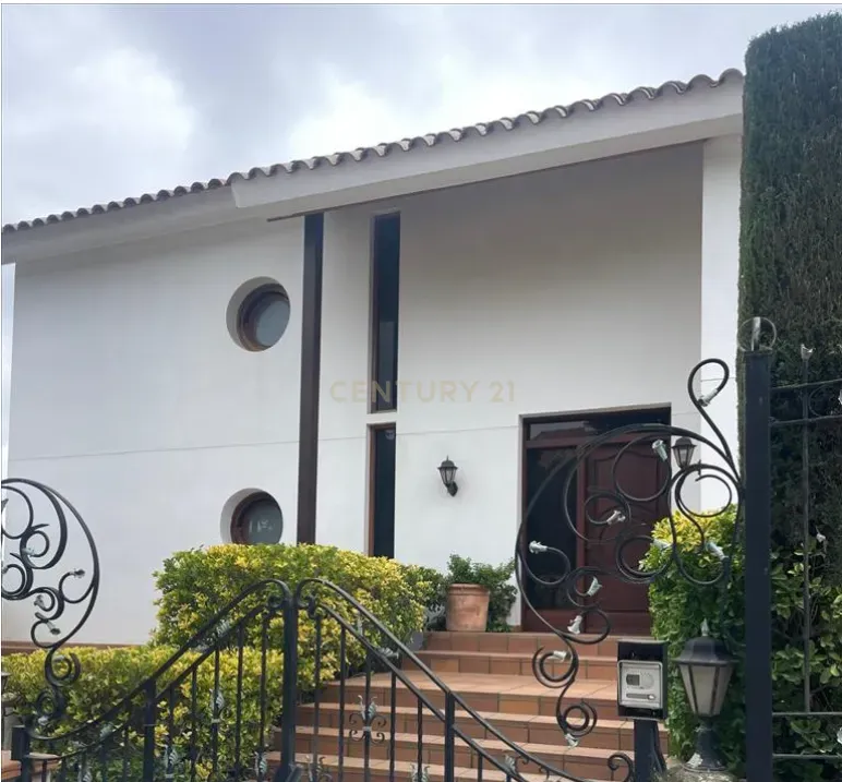 House à Argentona, Barcelona, Espagne 5 chambres, 323 m2 No. 191399