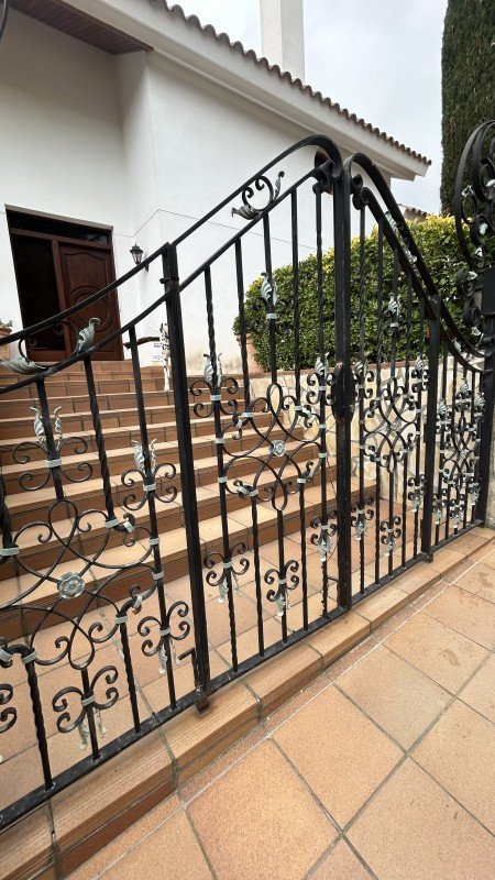 House à Argentona, Barcelona, Espagne 5 chambres, 323 m2 No. 191399