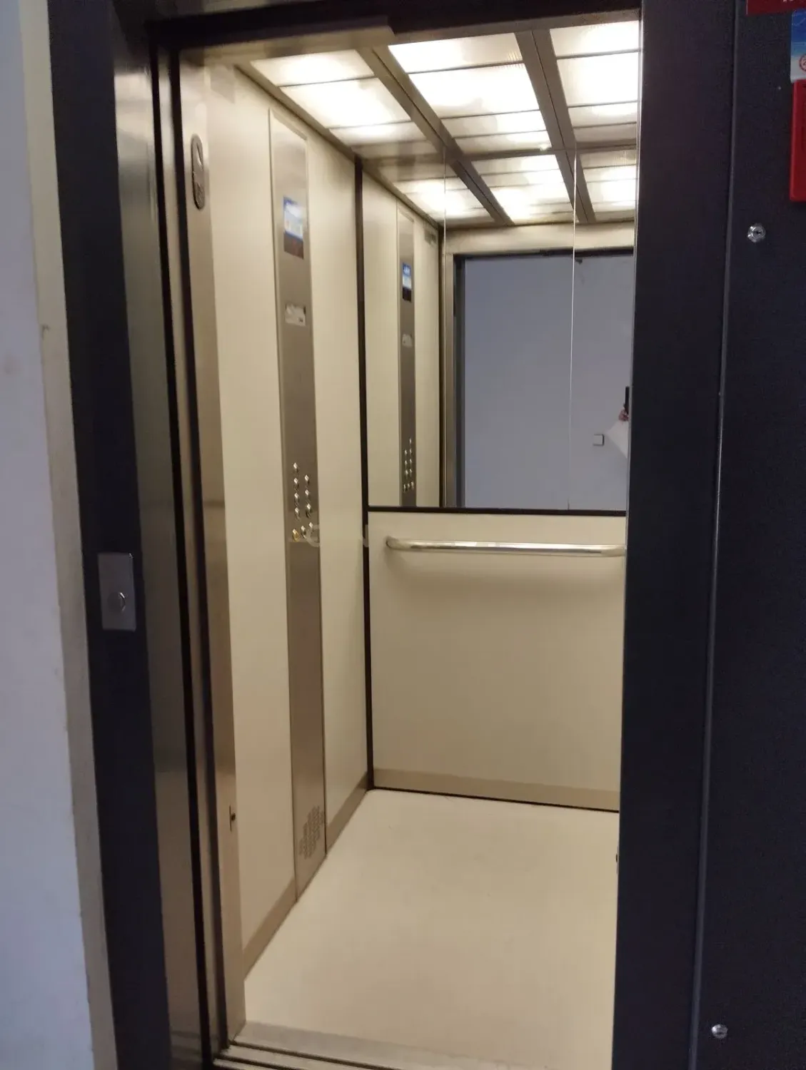 Huoneisto Malgrat de Mar, Barcelona, Espanja 4 makuuhuonetta, 90 m2 No. 191400