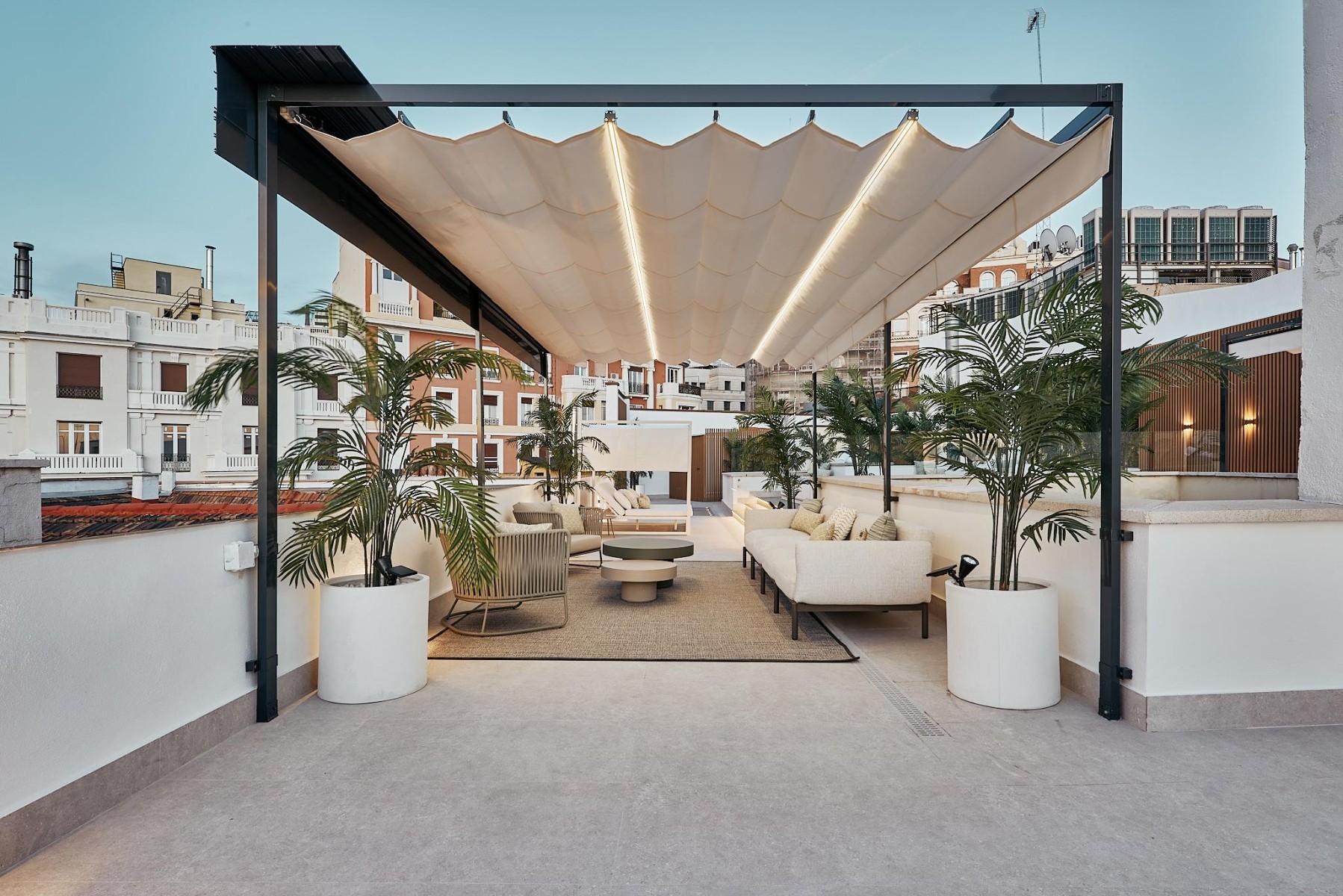 Apartment in Madrid, Spain 4 bedrooms, 157 sq.m. No. 179870