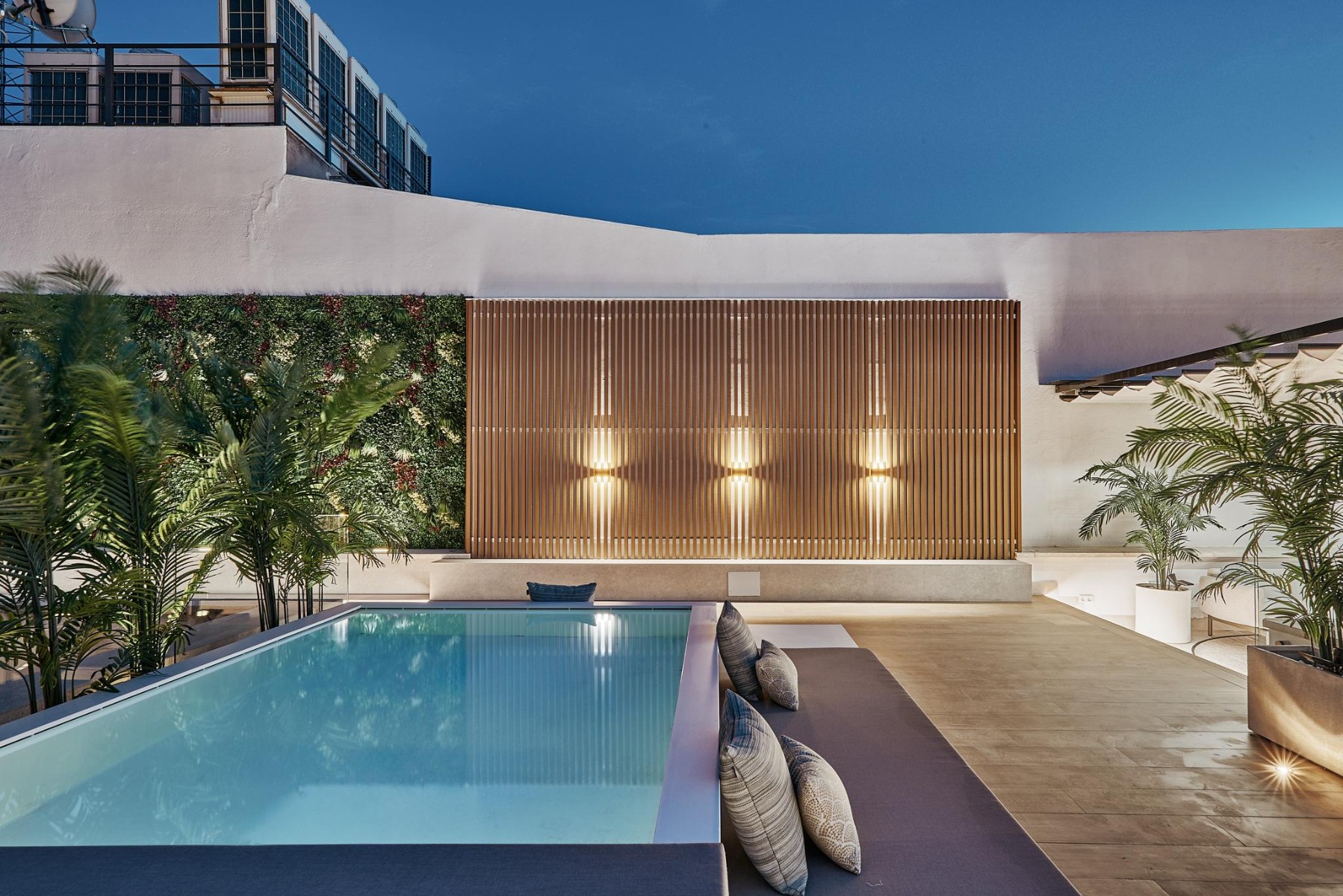 Apartment in Madrid, Spain 4 bedrooms, 157 sq.m. No. 179870