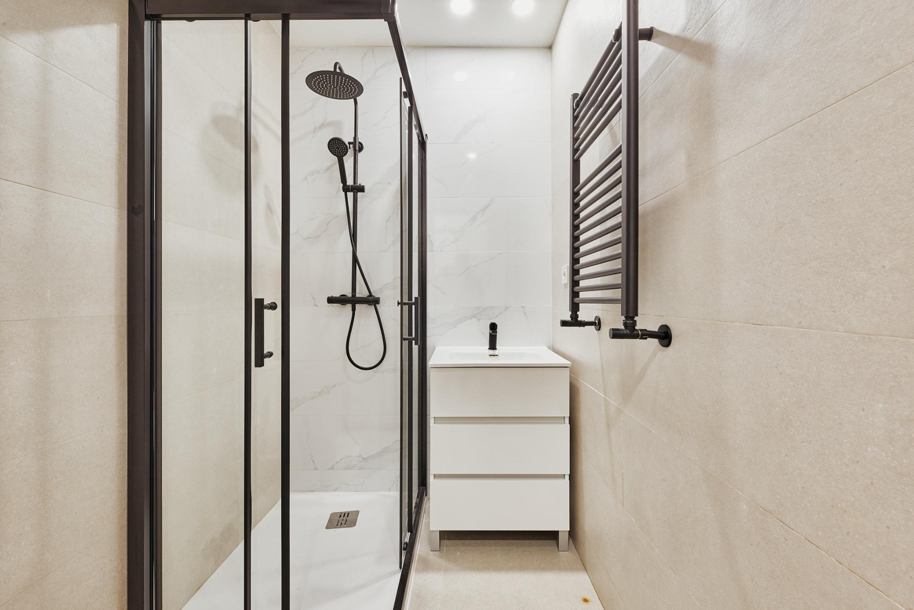 Wohnung in Madrid, Spanien 2 Schlafzimmer, 46 m2 Nr. 179871