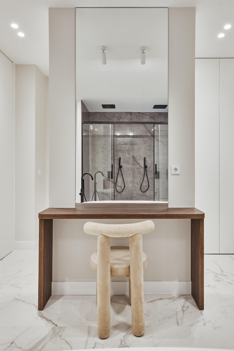 Apartment in Madrid, Spain 5 bedrooms, 235 sq.m. No. 179875
