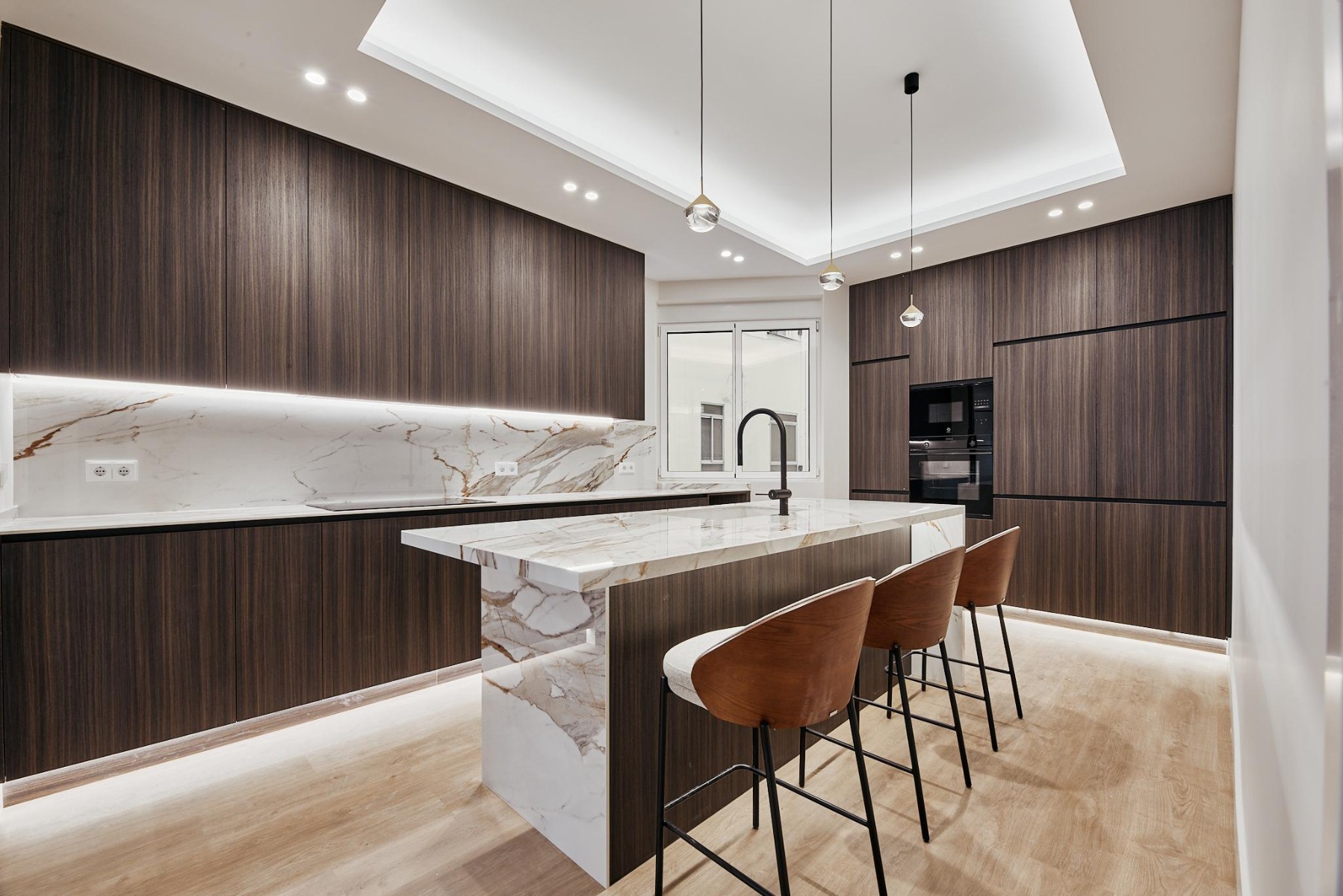 Apartment in Madrid, Spain 5 bedrooms, 235 sq.m. No. 179875