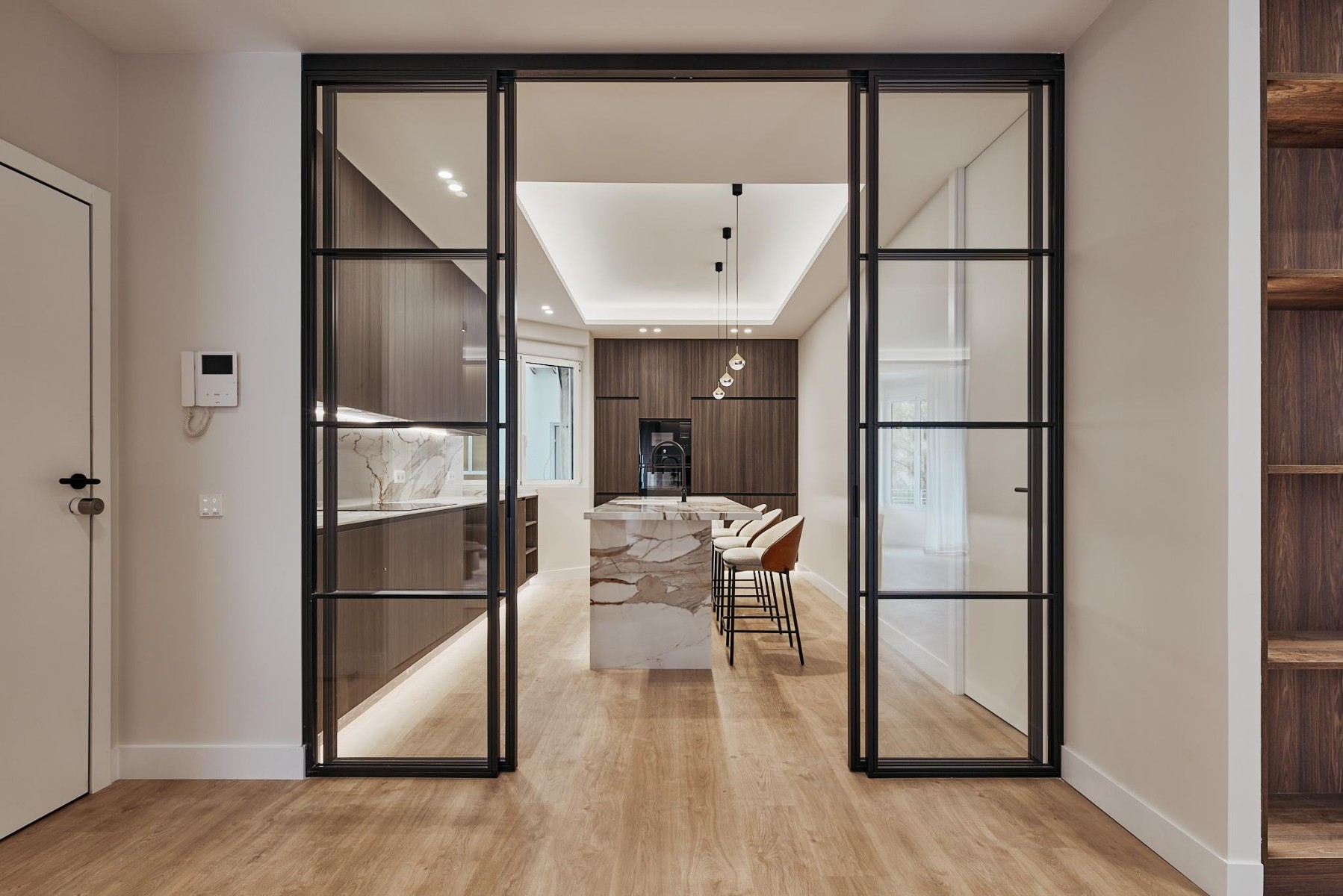 Apartment in Madrid, Spain 5 bedrooms, 235 sq.m. No. 179875