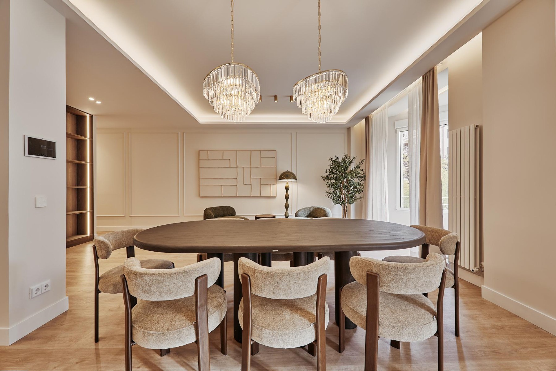 Apartment in Madrid, Spain 5 bedrooms, 235 sq.m. No. 179875