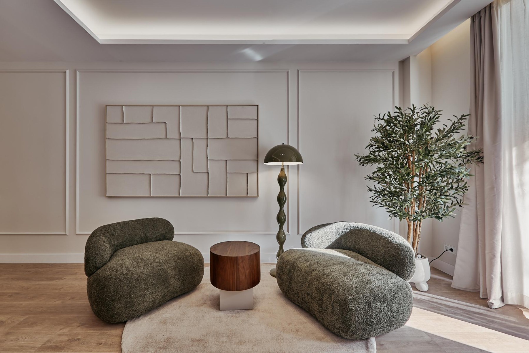 Apartment in Madrid, Spain 5 bedrooms, 235 sq.m. No. 179875