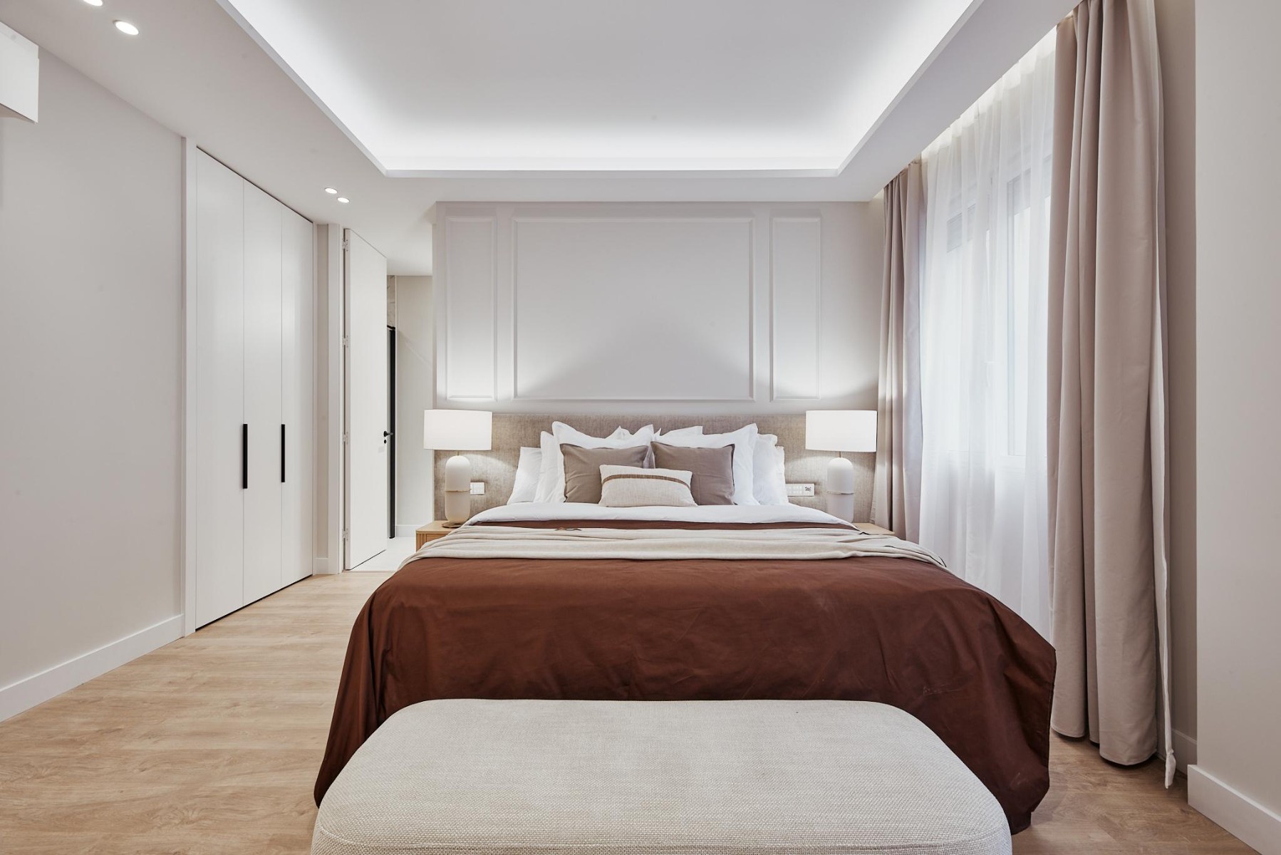 Apartment in Madrid, Spain 5 bedrooms, 235 sq.m. No. 179875