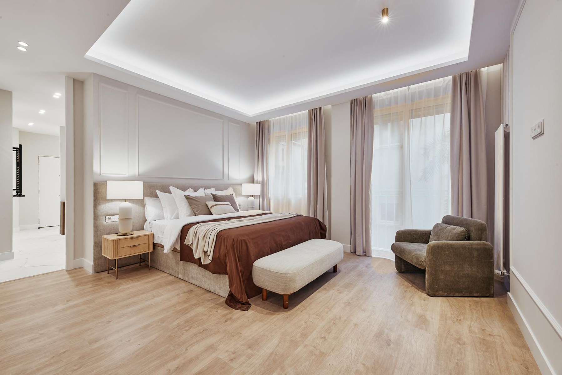 Apartment in Madrid, Spain 5 bedrooms, 235 sq.m. No. 179875