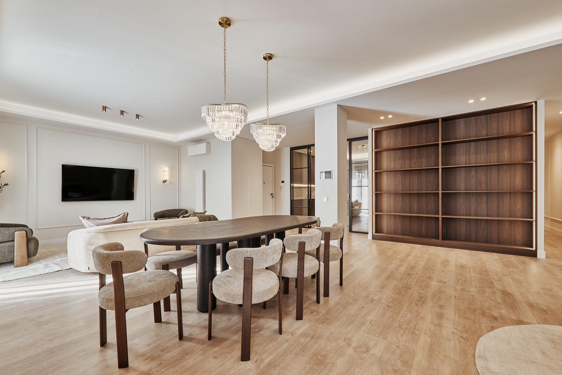 Apartment in Madrid, Spain 5 bedrooms, 235 sq.m. No. 179875