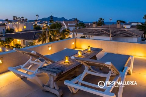 Villa in Platja De Muro, Mallorca, Spanien 4 Schlafzimmer, 229 m2 Nr. 160606
