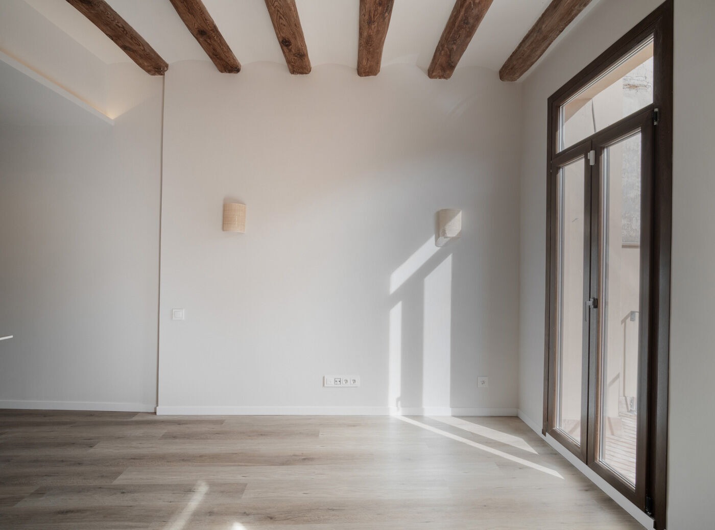 Apartment in Barcelona, Spain 3 bedrooms, 84 sq.m. No. 140724
