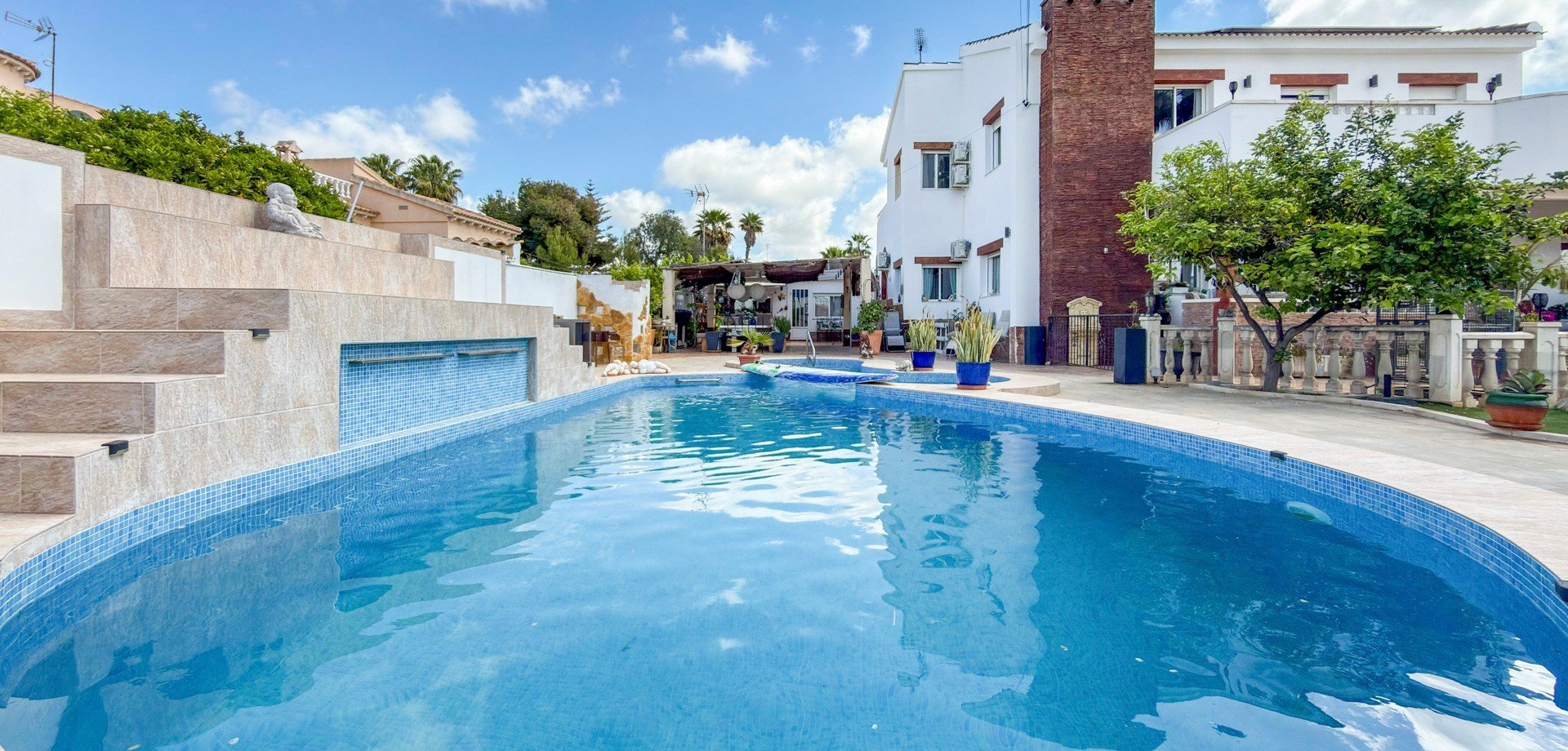 Villa in Ciudad Quesada, Alicante, Spain 7 bedrooms, 480 sq.m. No. 189414