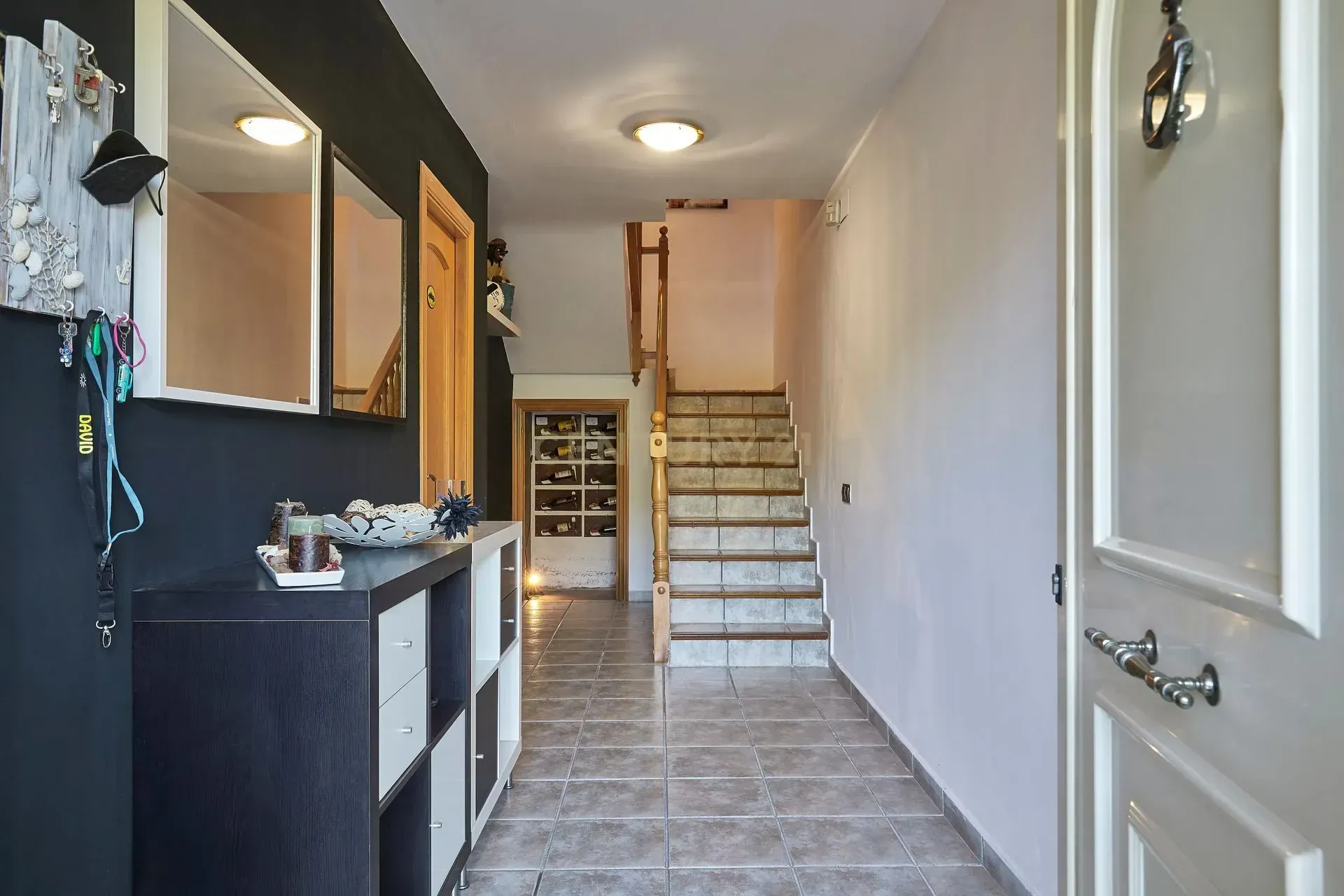 House à Torrelles de Llobregat, Barcelona, Espagne 4 chambres, 258 m2 No. 167080