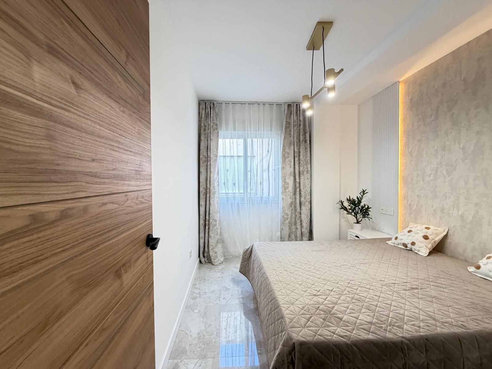 Apartment in Torrevieja, Alicante, Spain 3 bedrooms, 92 sq.m. No. 164244