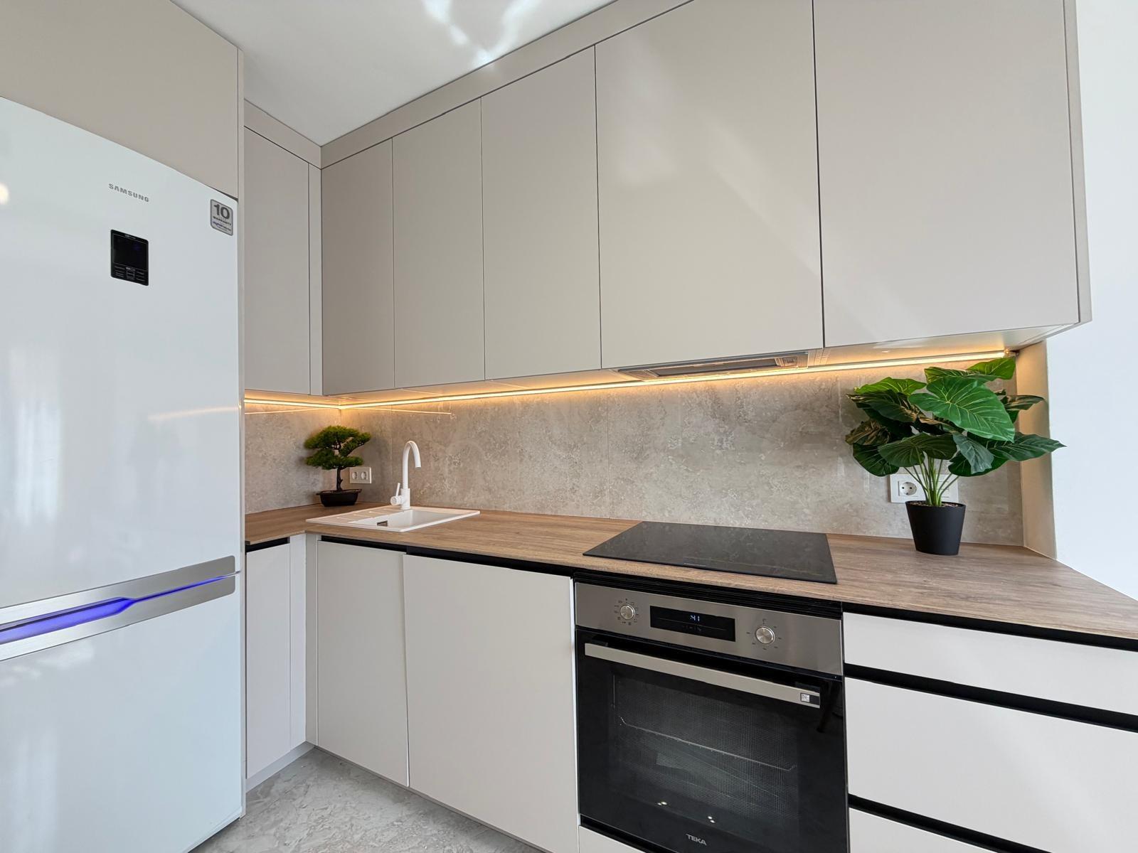 Apartment in Torrevieja, Alicante, Spain 3 bedrooms, 92 sq.m. No. 164244