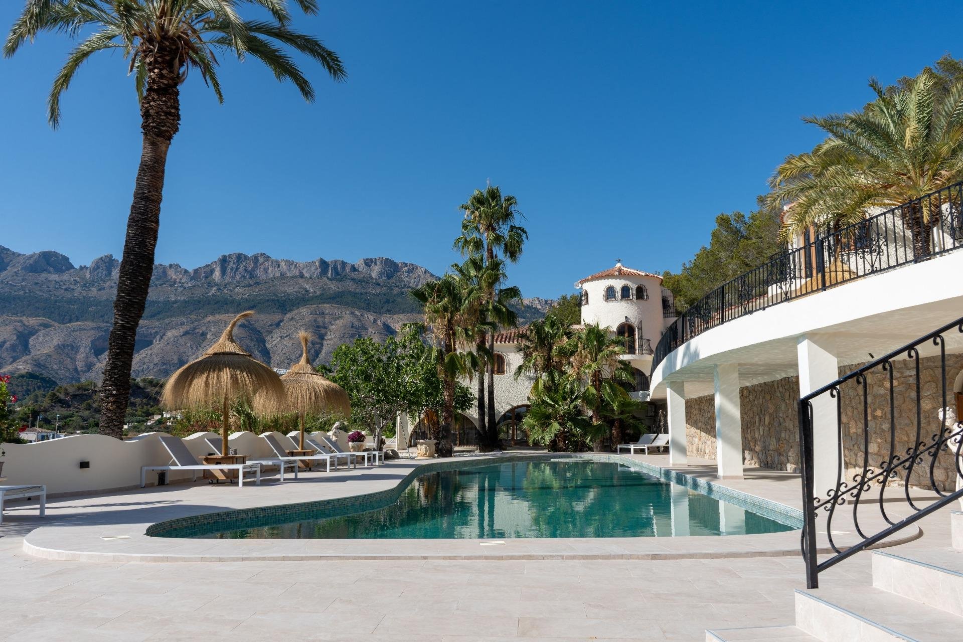 Huvila Altea, Alicante, Espanja 11 makuuhuonetta, 1075 m2 No. 168276