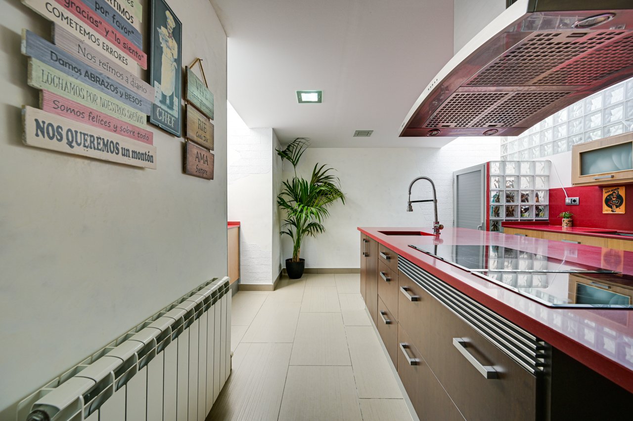 Rindu māja Mataro, Barcelona, Spānijā 5 istabas, 245 m2 Nr. 168280