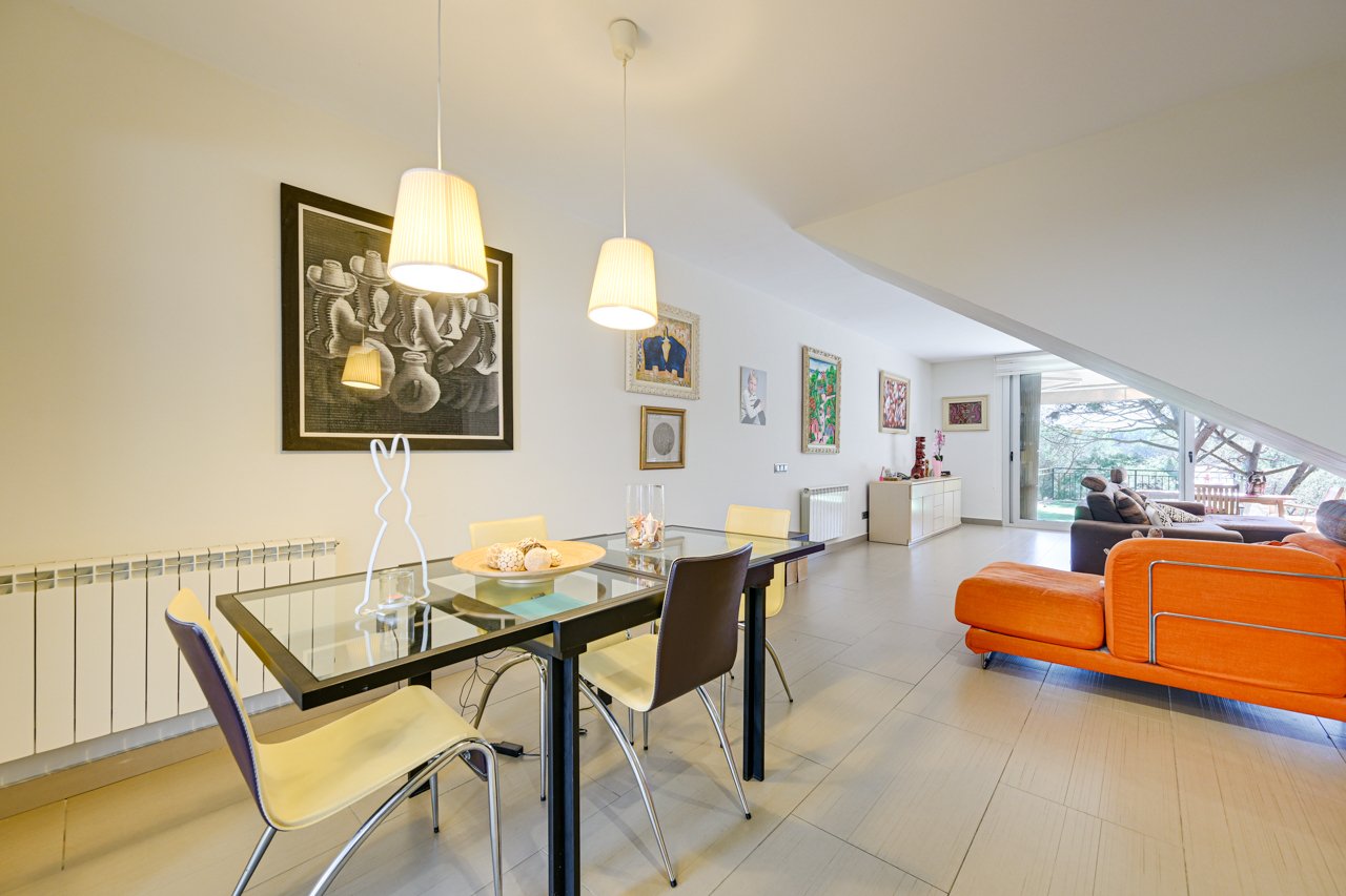 Rindu māja Mataro, Barcelona, Spānijā 5 istabas, 245 m2 Nr. 168280