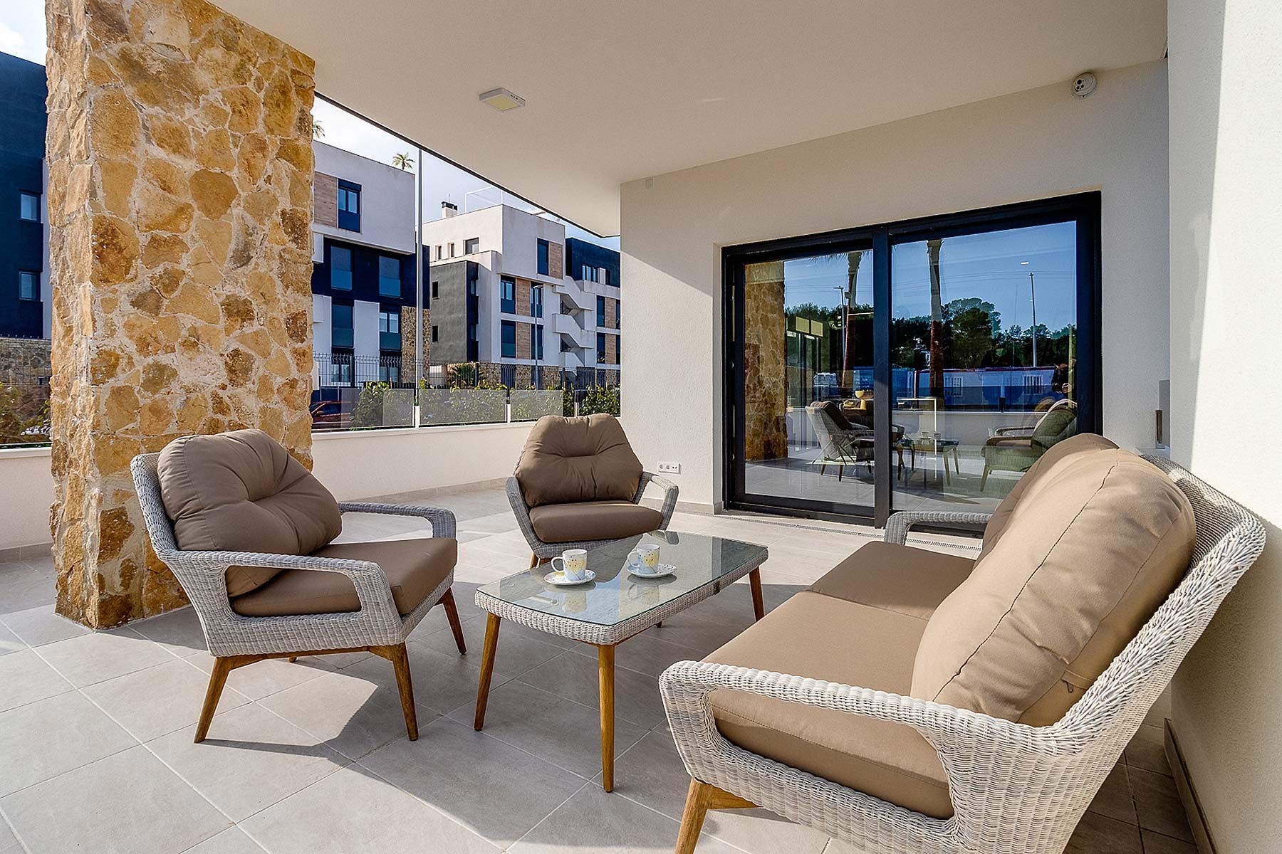Apartment in Torrevieja, Alicante, Spain 2 bedrooms, 81 sq.m. No. 137572