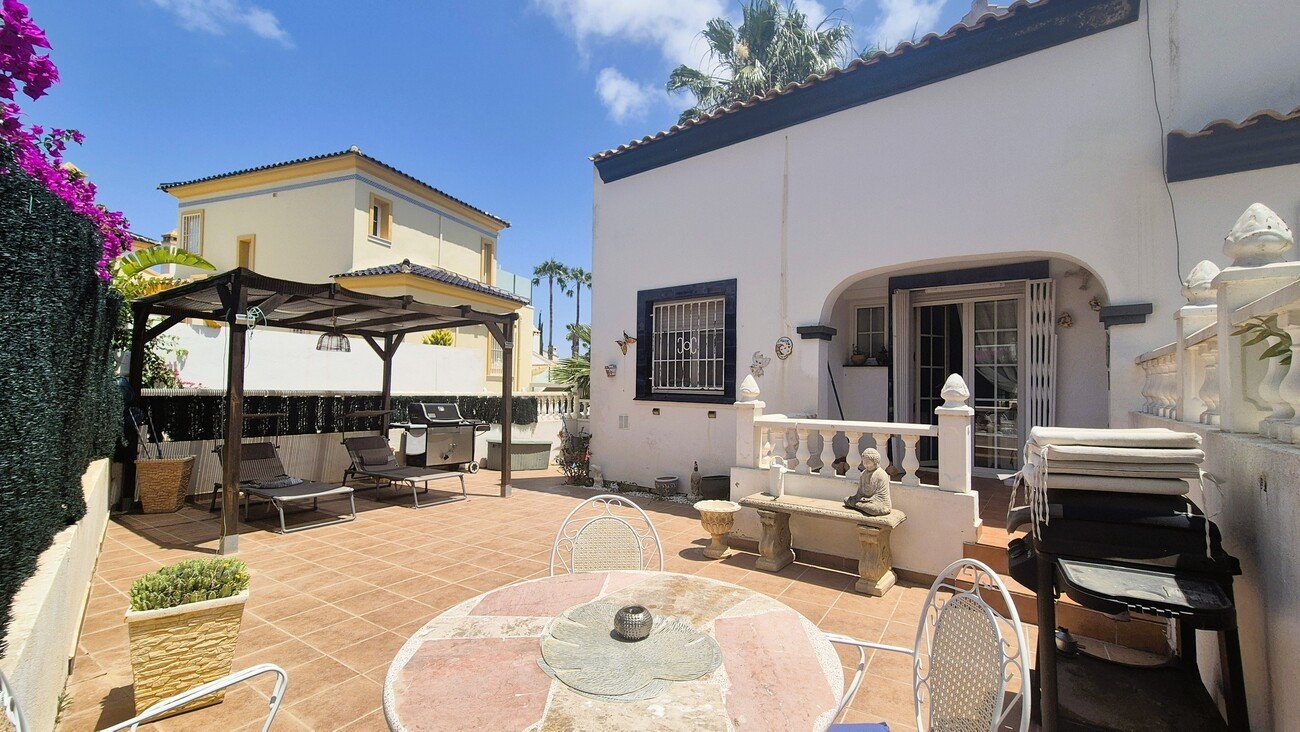 Duplex a Los Dolses, Alicante, Spagna 4 camere da letto, 120 mq. N° 181168