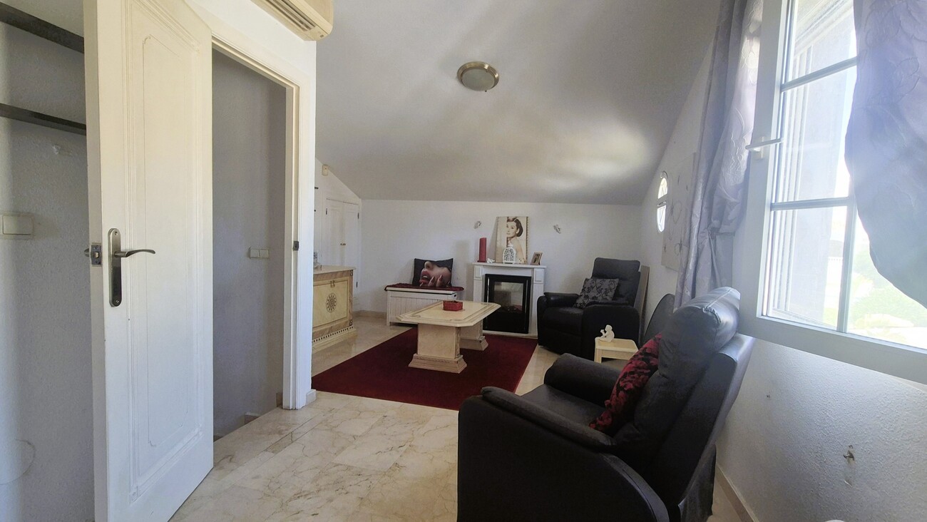 Duplex a Los Dolses, Alicante, Spagna 4 camere da letto, 120 mq. N° 181168