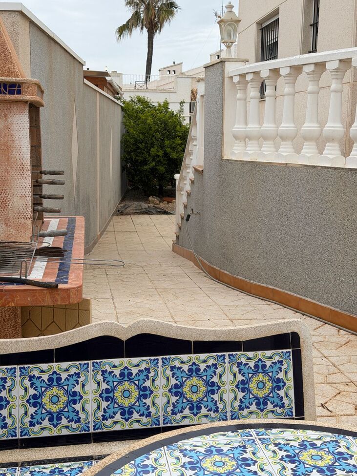 Villa à Playa Flamenca II, Alicante, Espagne 5 chambres, 130 m2 No. 188889