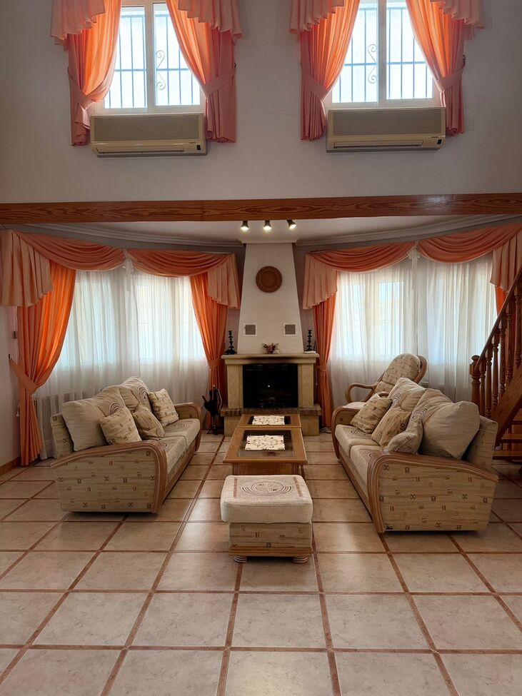 Villa à Playa Flamenca II, Alicante, Espagne 5 chambres, 130 m2 No. 188889