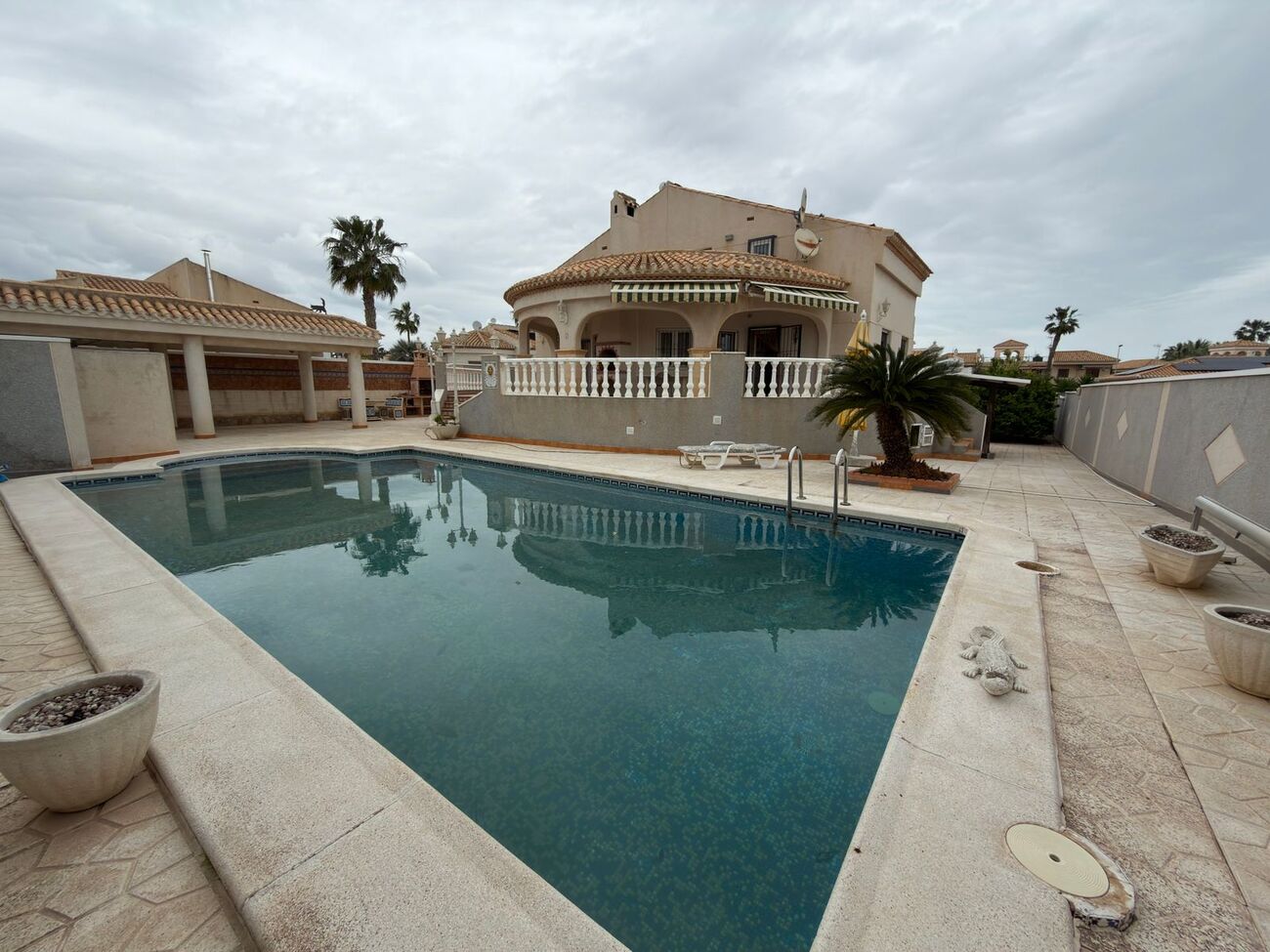 Villa à Playa Flamenca II, Alicante, Espagne 5 chambres, 130 m2 No. 188889