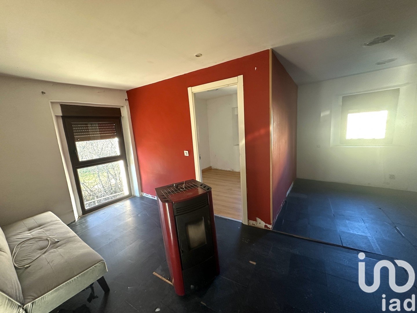 House in Matallana de Torio, Leon, Spain 2 bedrooms, 340 sq.m. No. 186014